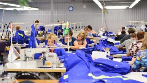 Por el impacto de la recesión, textiles cierran plantas y despiden a más de 300 empleados