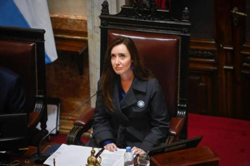 Villarruel avanzó contra nombramientos de Cristina Kirchner en el Senado: desafectó a 38 empleados y va por más